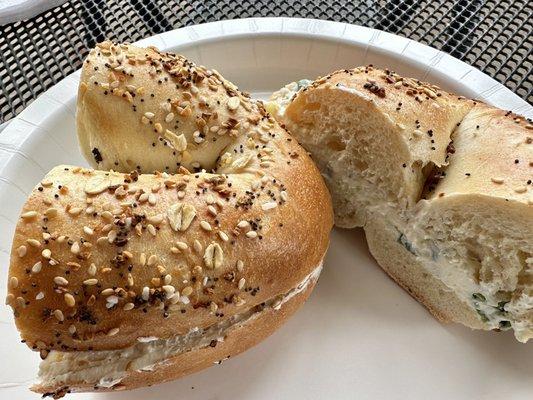 Bagel 10 Cafe