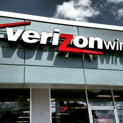 TCC is a the largest Verizon dealer in the country!