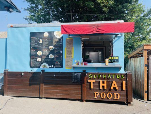 Suphatra Thai Food Cart