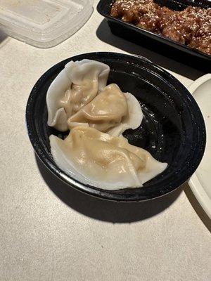 Steamed dumplings