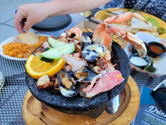 Seafood molcajete