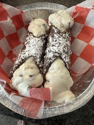 Cannolis