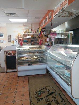 Delicias Latinas Bakery