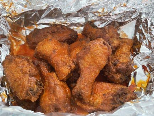 10pc Medium Chicken Wings - Amazing