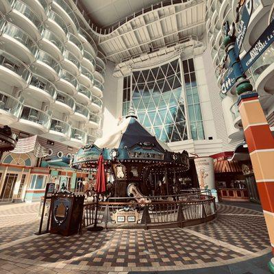 Boardwalk balcony rooms overlook the carousel and restaurants on 6th floor