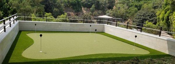 Rooftop putting green