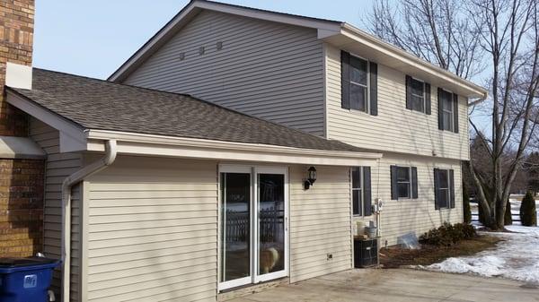 New GAF Timberline roof and new Crane insulated vinyl siding