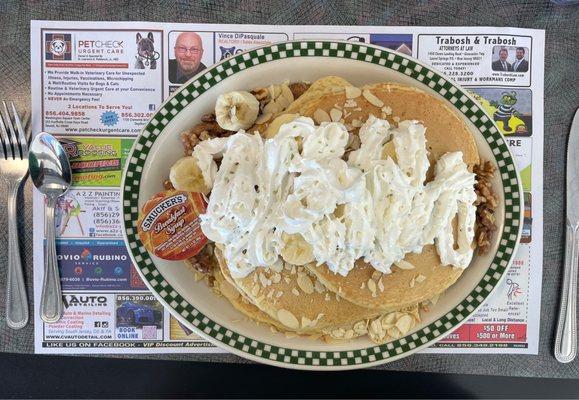 banana nut pancakes - OMG good and a large serving! (6/5/22)