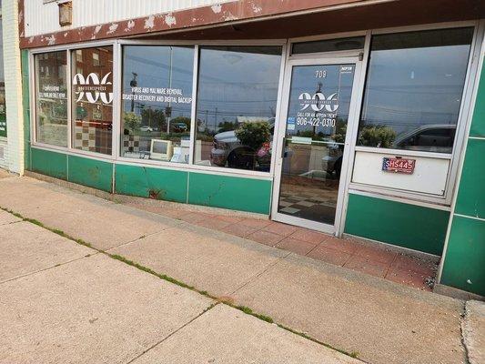 Store front in Escanaba Michigan