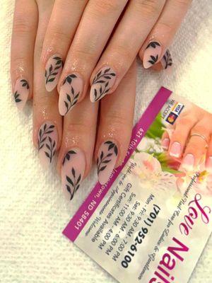 Nails art