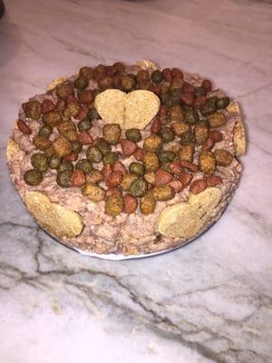 The heart treats are from Munchies!! Made for such a great dog cake! And a happy birthday!