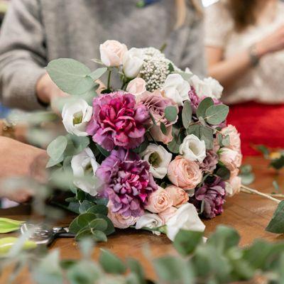 CLASS00022 Sunday, January 15, 2023 Floral Design Class at 2:30 pm - sign up today!