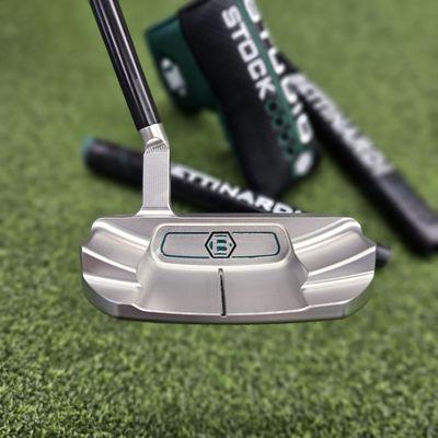 Bettinardi studio stock 35 model with breaktrough putter shaft.