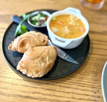 Curry Puff (veggie) - yummy.