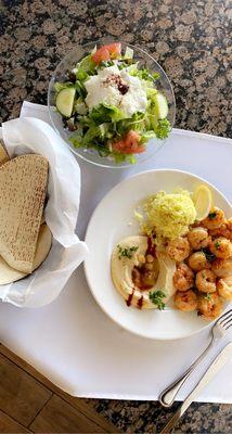 Shrimp plate w salad.