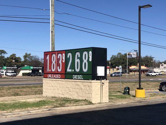 12/22/18. Saturday afternoon. Christmas weekend. Regular Unleaded $1.839/gallon. Right on!