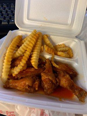 Med hot wings with fries.  Love mami wings!!