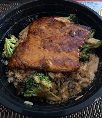 Spicy Crimson Salmon Bowl