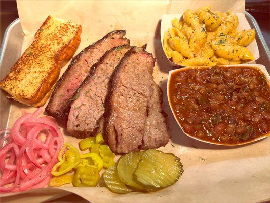 Brisket lunch with 2 side dishes