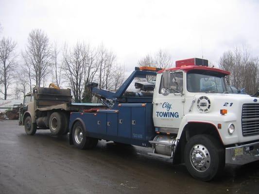 City Towing 7600 NE Killingsworth St Portland Or 97218 503-255-3500