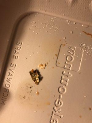 I found these pieces of shell in my chow mein :(