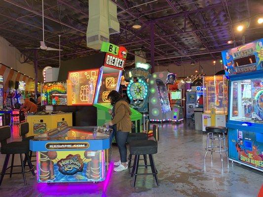 Nicklemania arcade