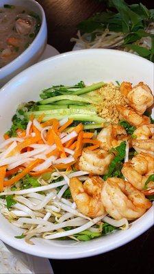 Vermicelli Noodles with Lemon Grass Tofu