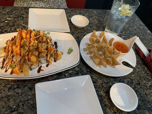 Volcano Roll and Fried Crab Cream Cheese (5 pieces)