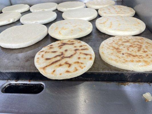 Making gorditas