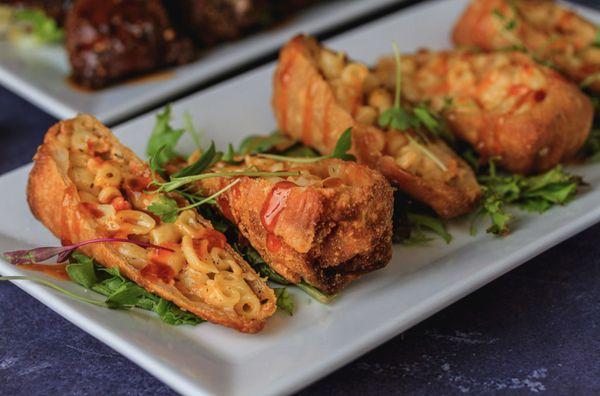 Garlic butter lobster with four cheese blend, topped with scallions. Only at Brunch!