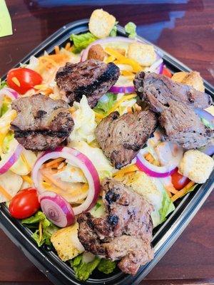 Grassfield's salad with steak tips!