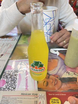 Jarritos pineapple