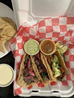 La Lengua (tongue), carne asada (steak), pastor (pork)