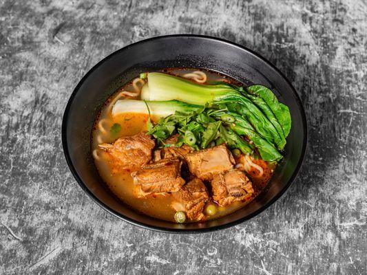 Braised Pork Sparerib Noodle金陵排骨汤面