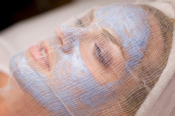 Our signature paraffin gauze veil!