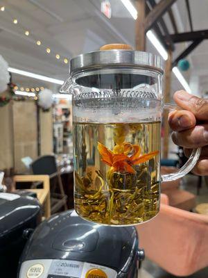 Blooming tea