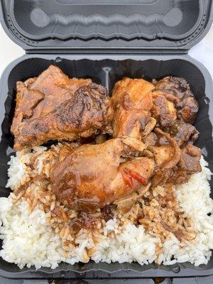 brown stewed chicken with white rice