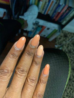 3 week old nails. No lifting. No lumps. Just new growth and need a refill. I'm happy to go back!