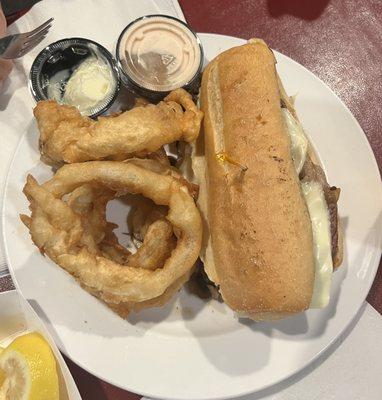 Sirloin Sandwich with onion rings