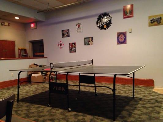 Ping pong table