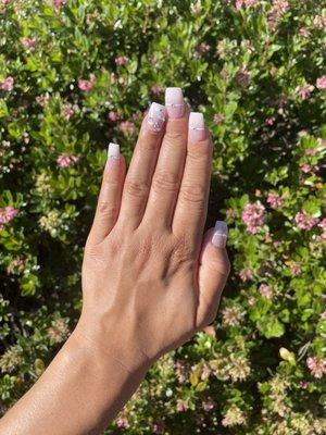 Ombre dip acrylics with white branch & leaves design