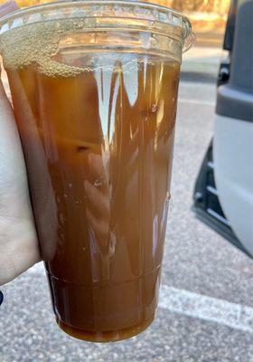 medium iced coffee - big sizes !!