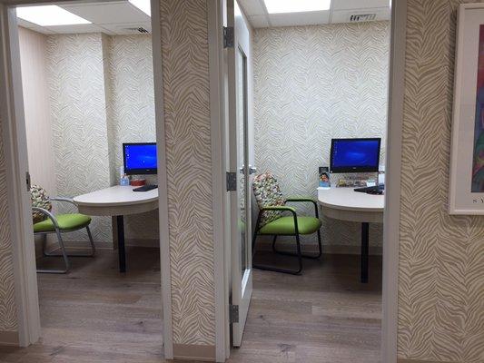 Quiet consult rooms to discuss treatment options in privacy