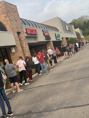 The line for the food truck. Today's truck is Kung Fu Bbq Lansangan