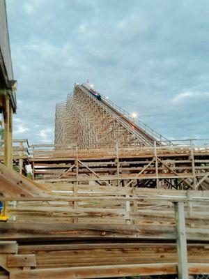 Shivering Timbers climbs high into the Michigan sky, at dusk ^_^