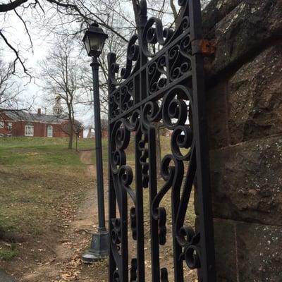 Yale Divinity School