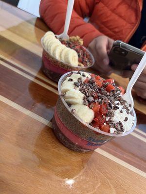 Pictured is a Sail bowl and the Nauti bowl (added goji berries)