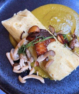 Tamal w/ mushrooms, pasilla chile, mole verde | $20