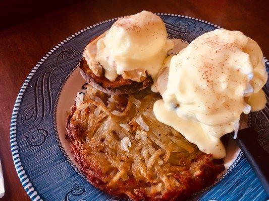 Duck eggs benedict