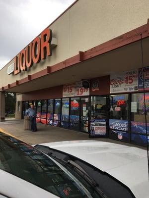 Village Green Liquors